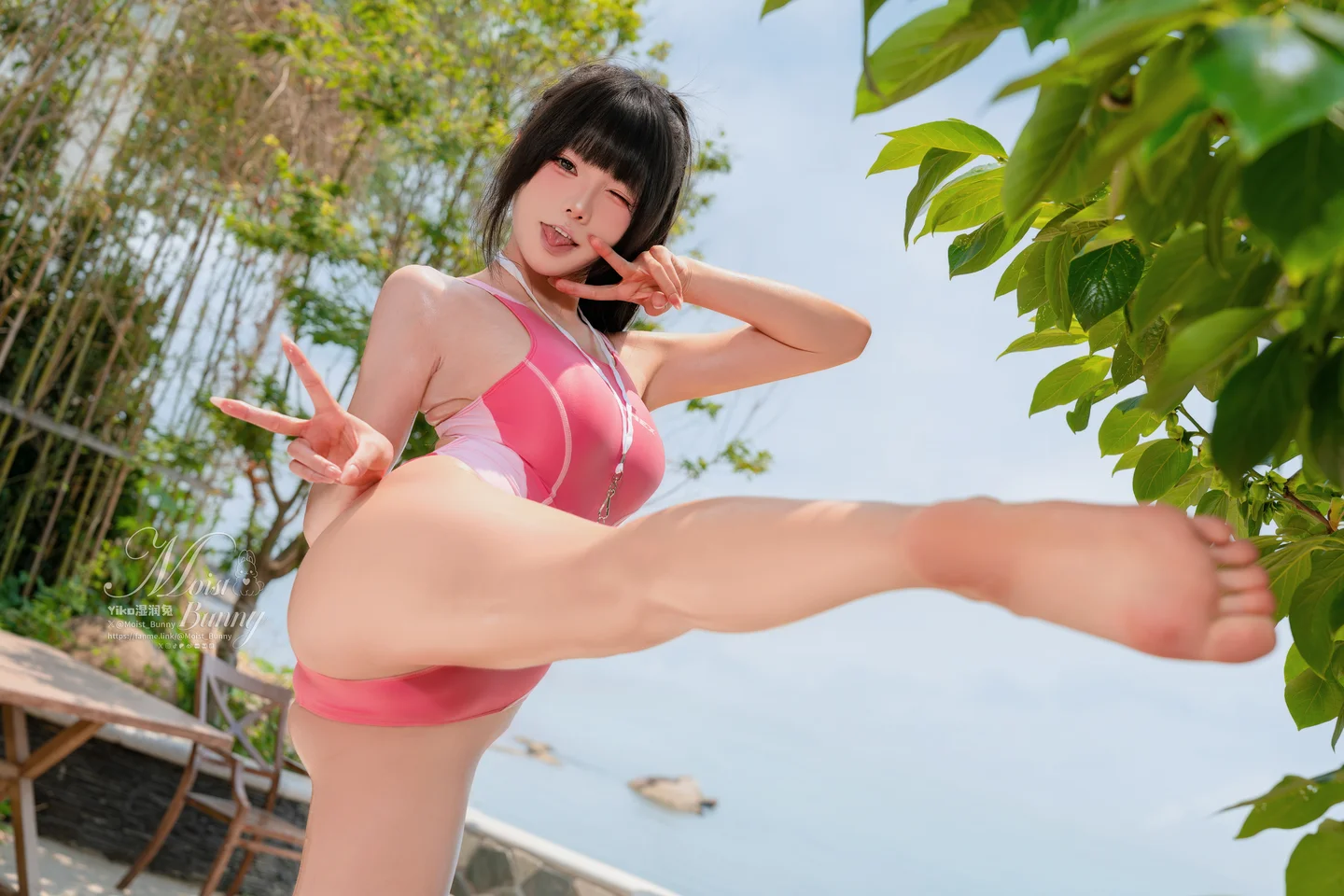 咬一口兔娘_25年12月_2025泳装限定作_水泳部前辈_94P_1_13GB tg@simisebaisi 【丝足阁】020.webp